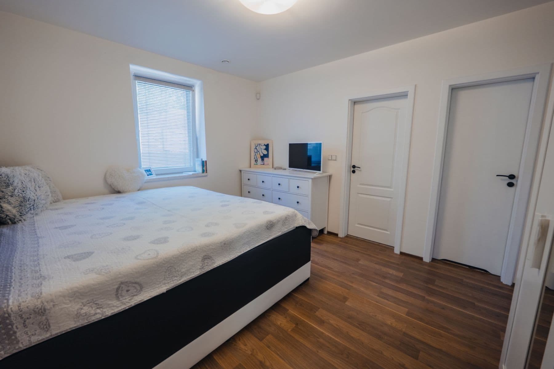 Prodej domu 240 m², pozemek 818 m², Plaňany, Středočeský kraj Prodej domu 240 m², pozemek 818 m², Plaňany, Středočeský kraj