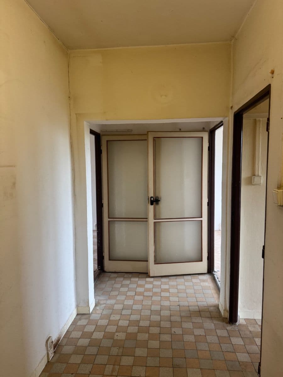 Prodej bytu 2+1 56 m², Výškovická, Ostrava, Moravskoslezský kraj Prodej bytu 2+1 56 m², Výškovická, Ostrava, Moravskoslezský kraj