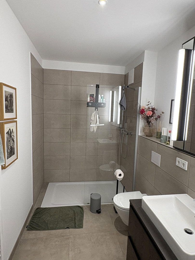 Pronájem bytu 2+1 72 m², Uhlenhorster Weg 31B, Hamburg, Hamburg Pronájem bytu 2+1 72 m², Uhlenhorster Weg 31B, Hamburg, Hamburg