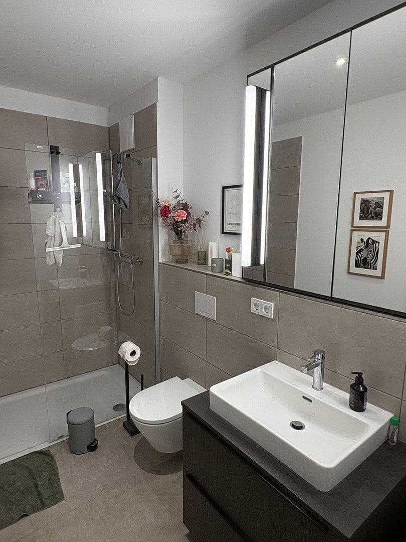 Pronájem bytu 2+1 72 m², Uhlenhorster Weg 31B, Hamburg, Hamburg Pronájem bytu 2+1 72 m², Uhlenhorster Weg 31B, Hamburg, Hamburg