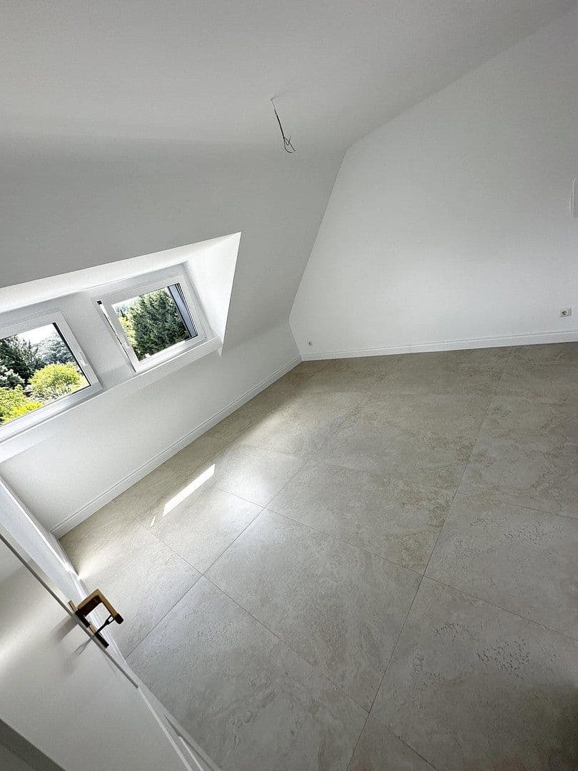 Pronájem bytu 3+1 55 m², Oberhausen, Severní Porýní-Vestfálsko Pronájem bytu 3+1 55 m², Oberhausen, Severní Porýní-Vestfálsko
