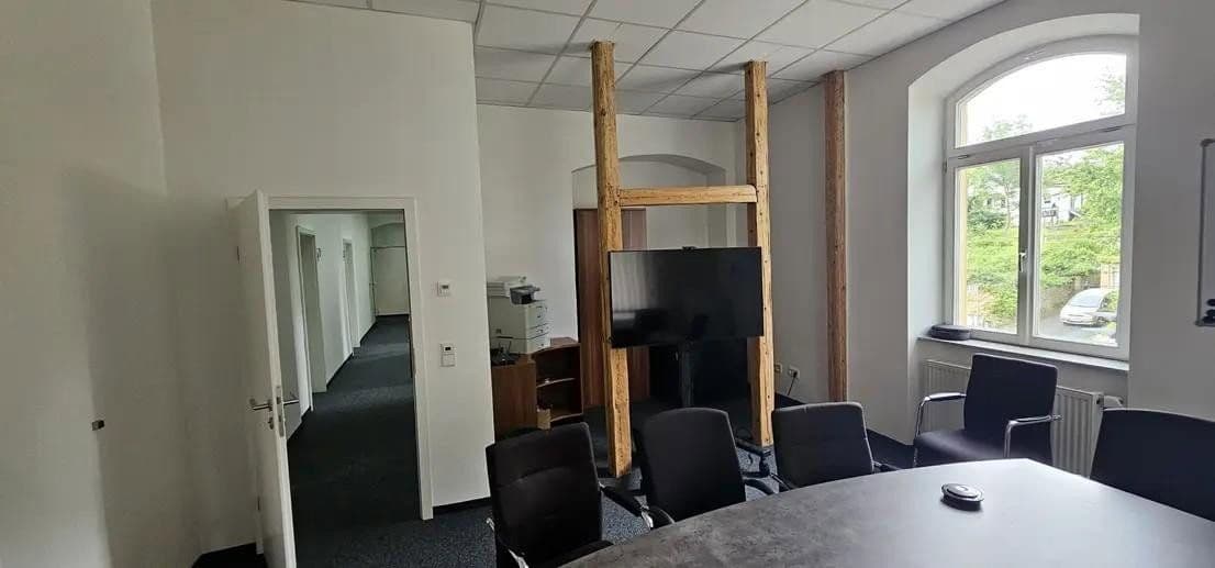 Pronájem kanceláře 125 m², Neidensteiner Str. 2, Waibstadt, Bádensko-Württembersko Pronájem kanceláře 125 m², Neidensteiner Str. 2, Waibstadt, Bádensko-Württembersko