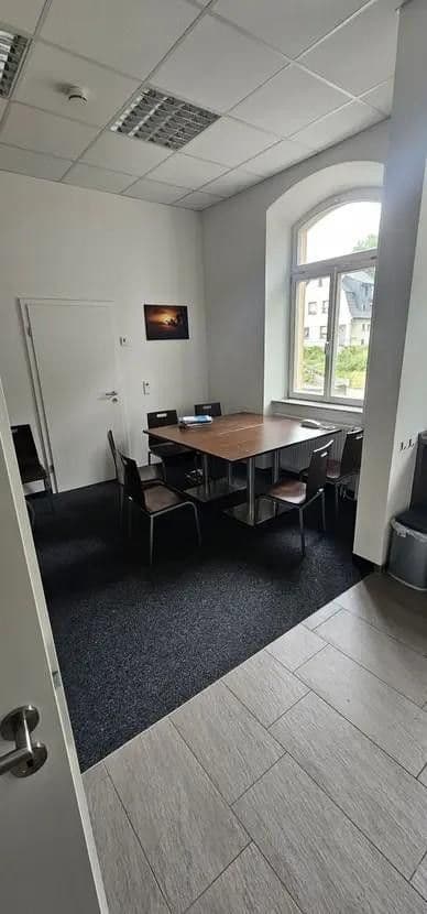 Pronájem kanceláře 125 m², Neidensteiner Str. 2, Waibstadt, Bádensko-Württembersko Pronájem kanceláře 125 m², Neidensteiner Str. 2, Waibstadt, Bádensko-Württembersko