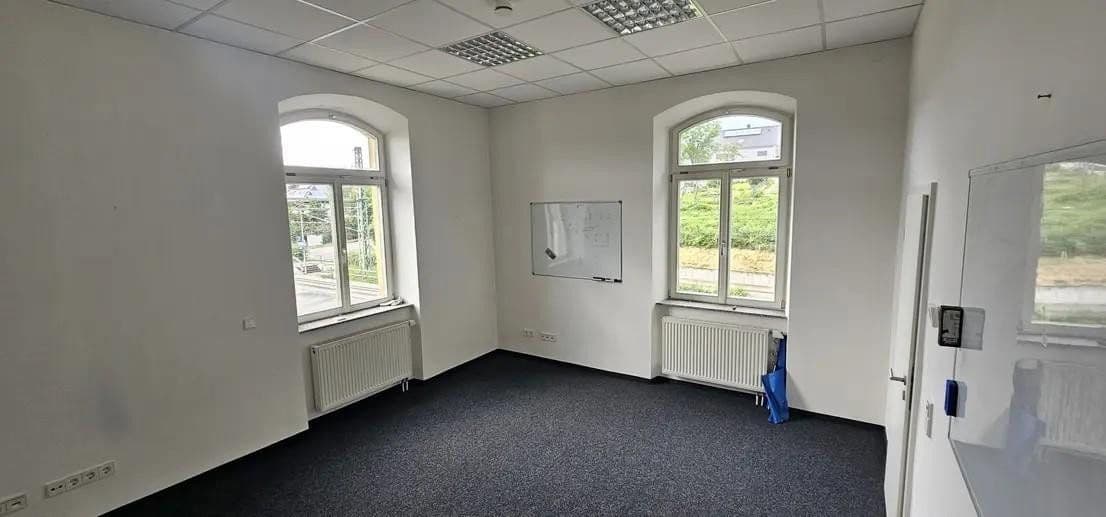 Pronájem kanceláře 125 m², Neidensteiner Str. 2, Waibstadt, Bádensko-Württembersko Pronájem kanceláře 125 m², Neidensteiner Str. 2, Waibstadt, Bádensko-Württembersko