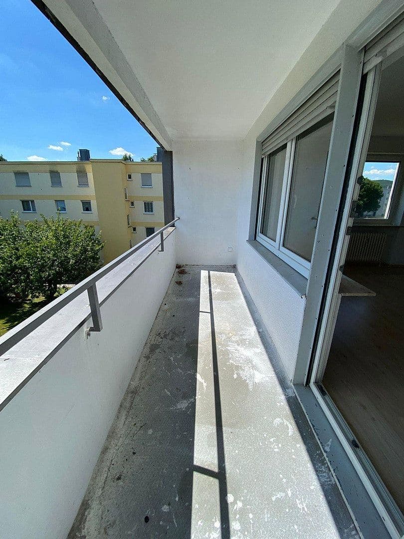 Pronájem bytu 3+1 80 m², Jean-Paul-Allee 1, Neustadt bei Coburg, Bavorsko Pronájem bytu 3+1 80 m², Jean-Paul-Allee 1, Neustadt bei Coburg, Bavorsko