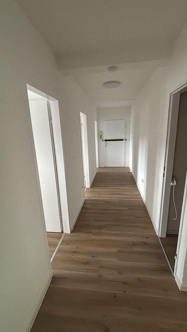 Pronájem bytu 3+1 84 m², Kerpen, Severní Porýní-Vestfálsko Pronájem bytu 3+1 84 m², Kerpen, Severní Porýní-Vestfálsko