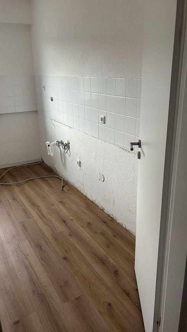 Pronájem bytu 3+1 84 m², Kerpen, Severní Porýní-Vestfálsko Pronájem bytu 3+1 84 m², Kerpen, Severní Porýní-Vestfálsko