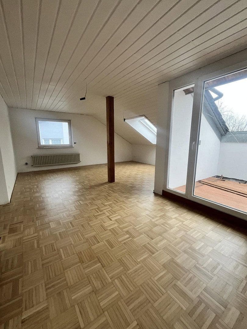Pronájem bytu 4+1 112 m², Schwegenheimer Str. 67, Römerberg, Porýní-Falc Pronájem bytu 4+1 112 m², Schwegenheimer Str. 67, Römerberg, Porýní-Falc