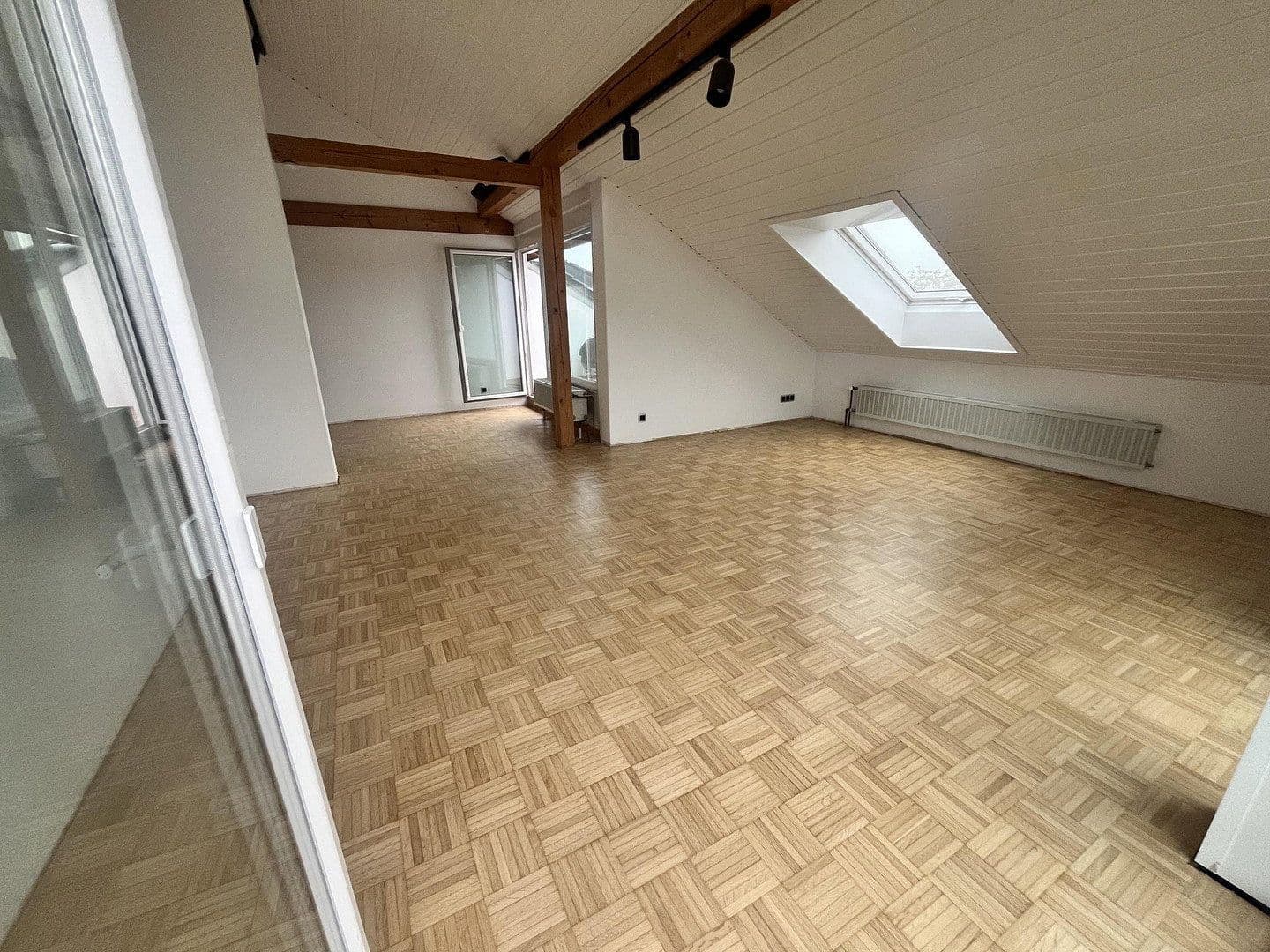 Pronájem bytu 4+1 112 m², Schwegenheimer Str. 67, Römerberg, Porýní-Falc Pronájem bytu 4+1 112 m², Schwegenheimer Str. 67, Römerberg, Porýní-Falc