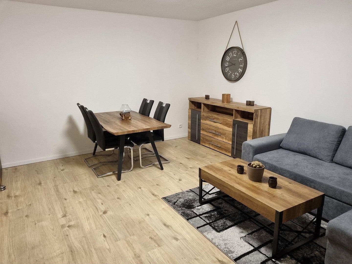 Pronájem bytu 3+1 77 m², Stadeweg 5, Braunschweig, Dolní Sasko Pronájem bytu 3+1 77 m², Stadeweg 5, Braunschweig, Dolní Sasko