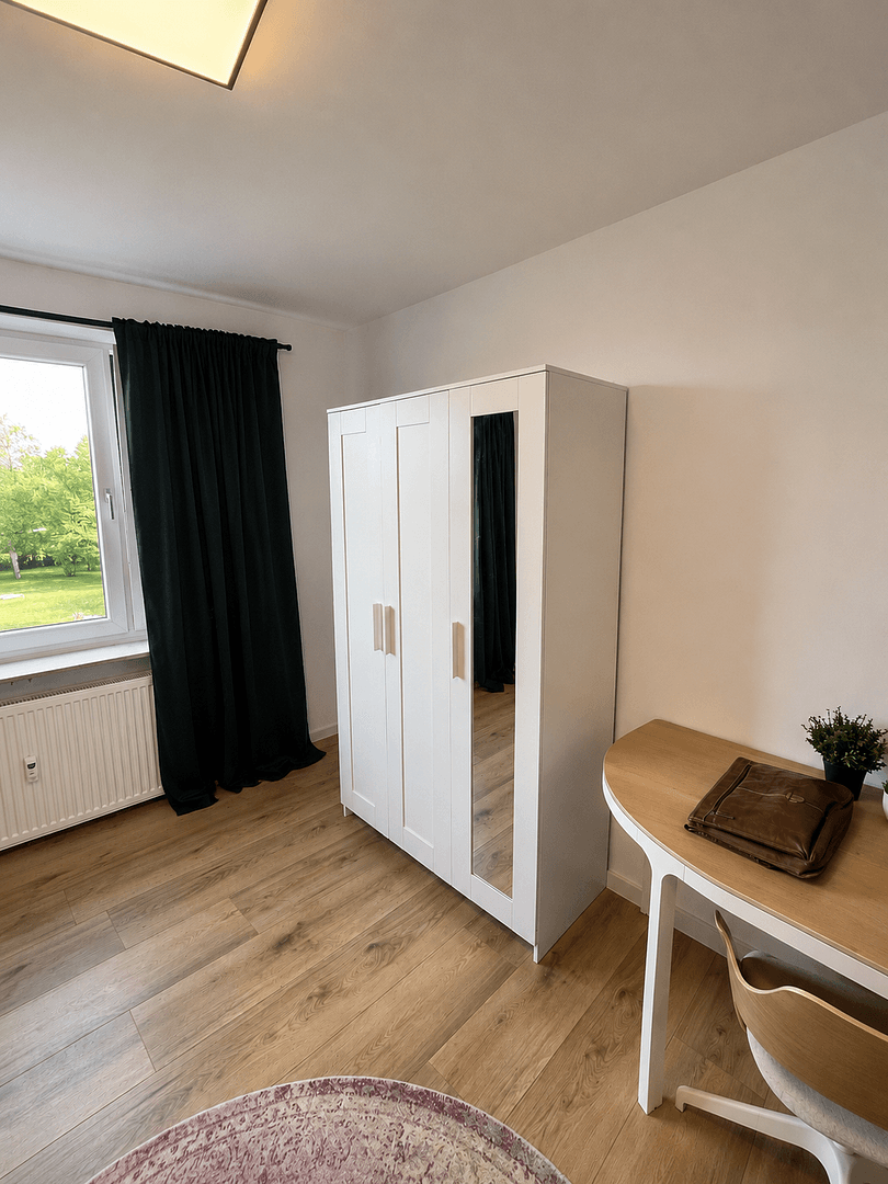 Pronájem bytu 1+1 27 m², Erlangen, Bavorsko Pronájem bytu 1+1 27 m², Erlangen, Bavorsko