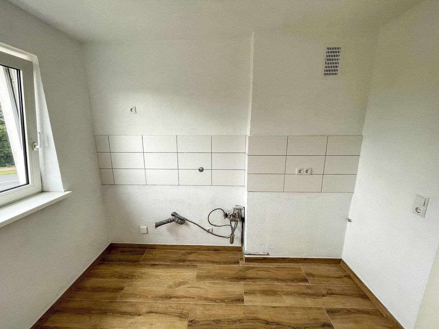 Pronájem bytu 3+1 60 m², Vöhrumer Straße 165, Peine, Dolní Sasko Pronájem bytu 3+1 60 m², Vöhrumer Straße 165, Peine, Dolní Sasko