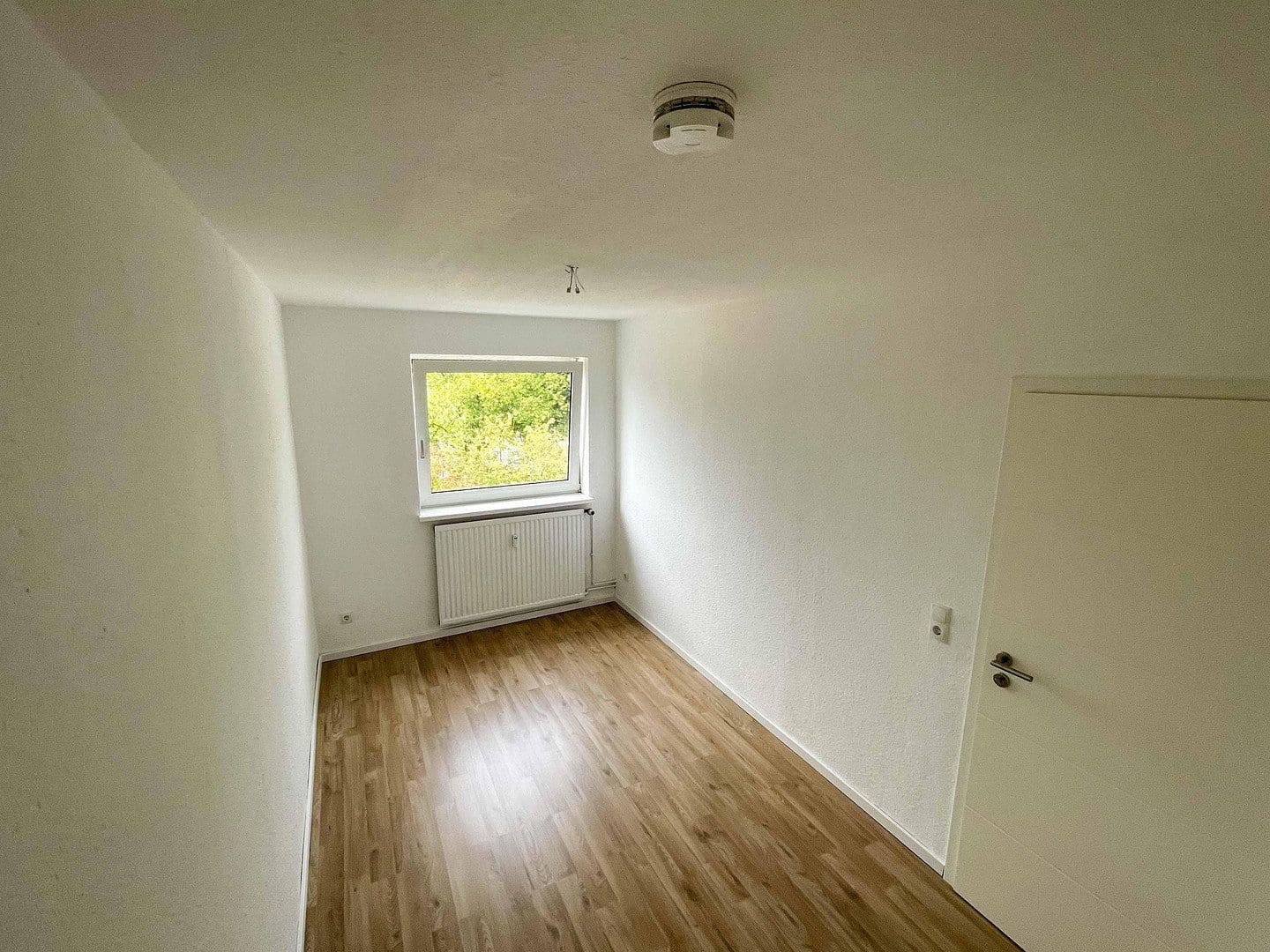Pronájem bytu 3+1 60 m², Vöhrumer Straße 165, Peine, Dolní Sasko Pronájem bytu 3+1 60 m², Vöhrumer Straße 165, Peine, Dolní Sasko