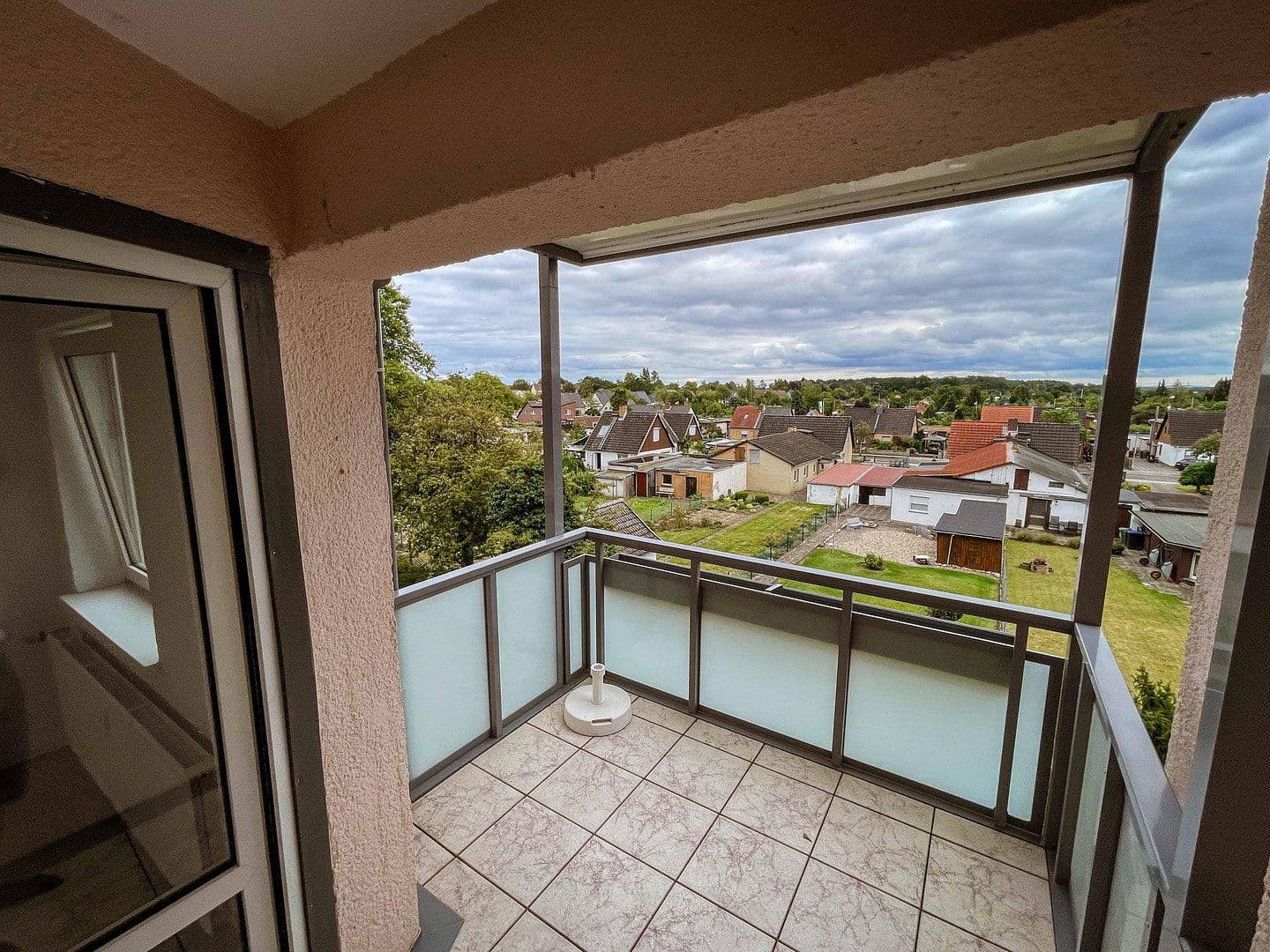 Pronájem bytu 3+1 60 m², Vöhrumer Straße 165, Peine, Dolní Sasko Pronájem bytu 3+1 60 m², Vöhrumer Straße 165, Peine, Dolní Sasko