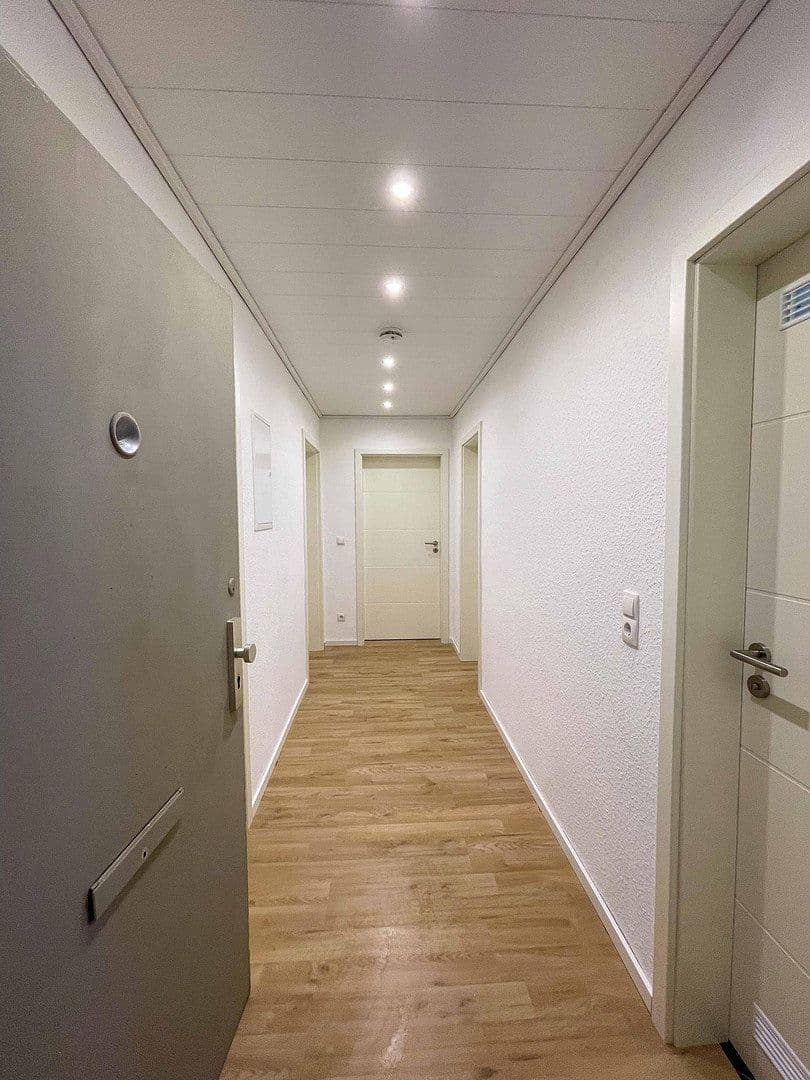 Pronájem bytu 3+1 60 m², Vöhrumer Straße 165, Peine, Dolní Sasko Pronájem bytu 3+1 60 m², Vöhrumer Straße 165, Peine, Dolní Sasko