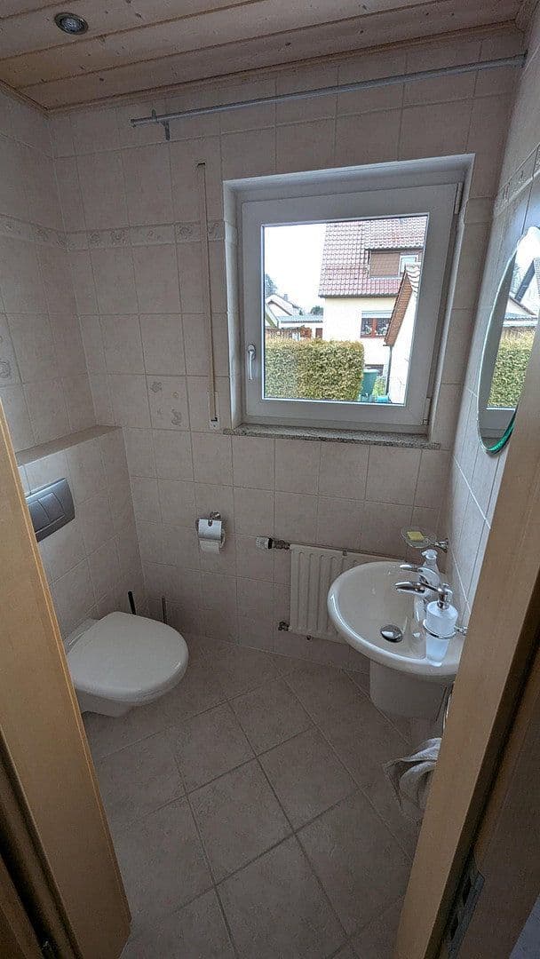 Prodej domu 247 m², pozemek 838 m², Bad Liebenzell, Bádensko-Württembersko Prodej domu 247 m², pozemek 838 m², Bad Liebenzell, Bádensko-Württembersko