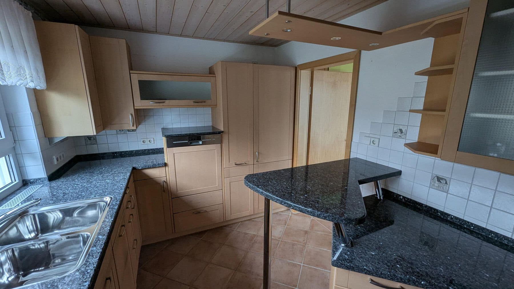 Prodej domu 247 m², pozemek 838 m², Bad Liebenzell, Bádensko-Württembersko Prodej domu 247 m², pozemek 838 m², Bad Liebenzell, Bádensko-Württembersko