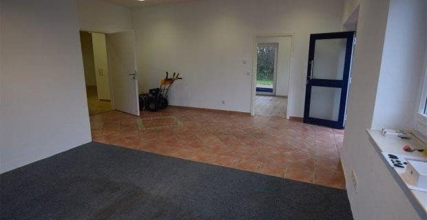 Prodej nebytového prostoru 2.680 m², Felder Straße 2, Bredenbek, Šlesvicko-Holštýnsko Prodej nebytového prostoru 2.680 m², Felder Straße 2, Bredenbek, Šlesvicko-Holštýnsko