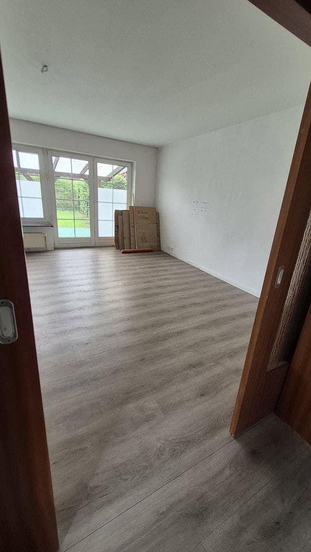 Prodej domu 102 m², pozemek 251 m², Am Eichholz 86, Uetersen, Šlesvicko-Holštýnsko Prodej domu 102 m², pozemek 251 m², Am Eichholz 86, Uetersen, Šlesvicko-Holštýnsko
