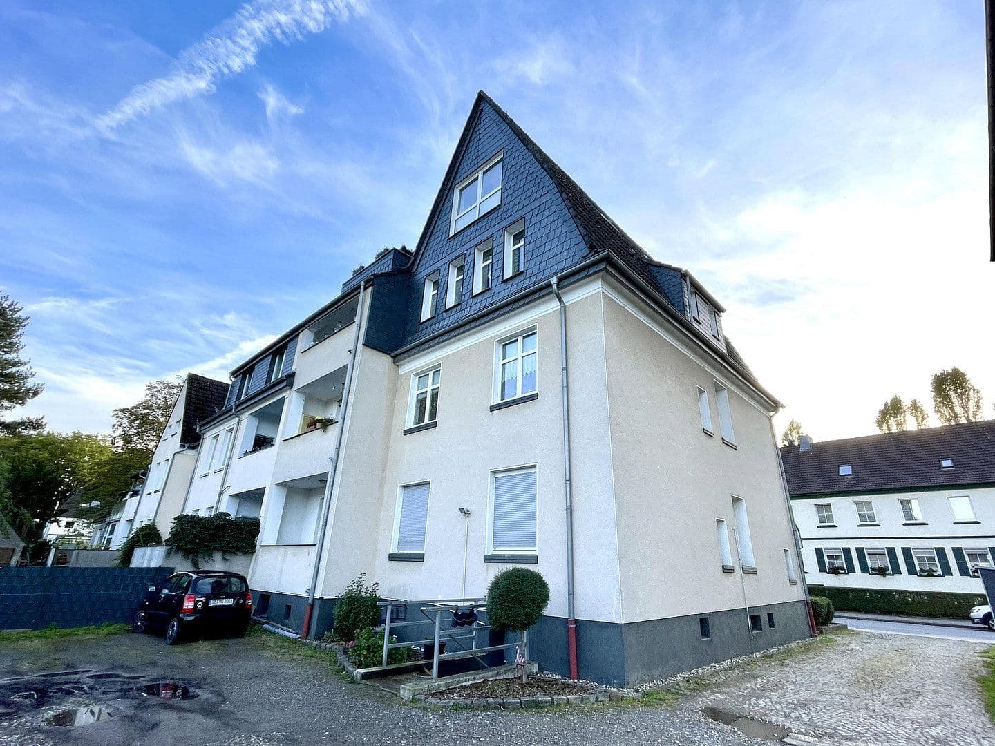Pronájem bytu 2+1 86 m², Torgauer Str. 15, Gelsenkirchen, Severní Porýní-Vestfálsko Pronájem bytu 2+1 86 m², Torgauer Str. 15, Gelsenkirchen, Severní Porýní-Vestfálsko