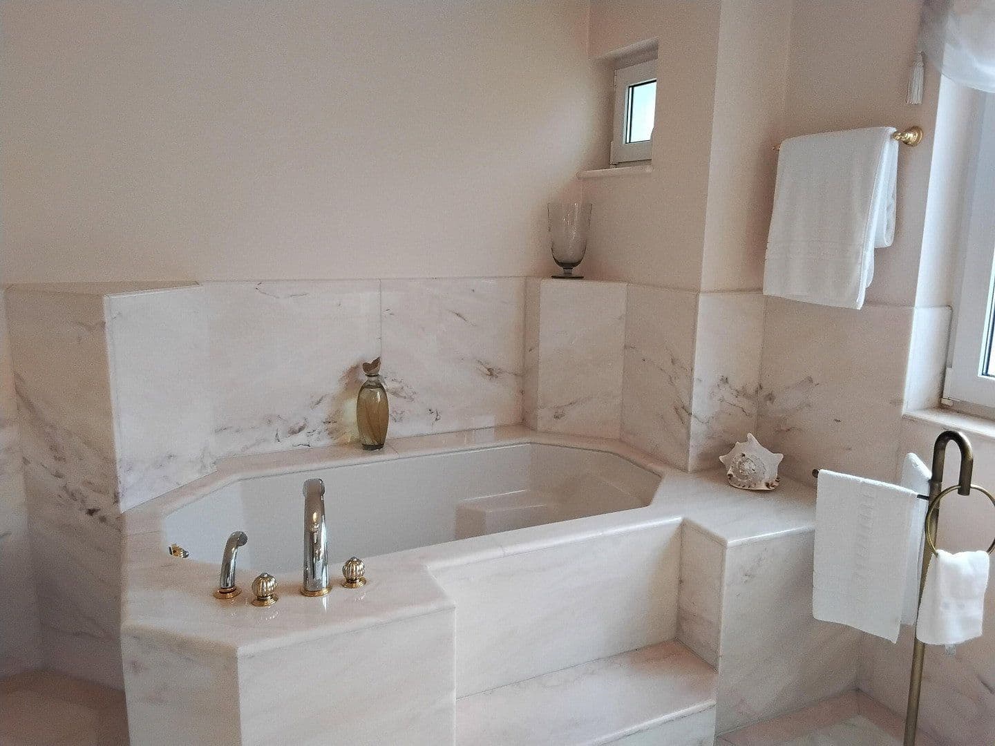 Prodej bytu 4+kk 126 m², Neustadt, Porýní-Falc Prodej bytu 4+kk 126 m², Neustadt, Porýní-Falc