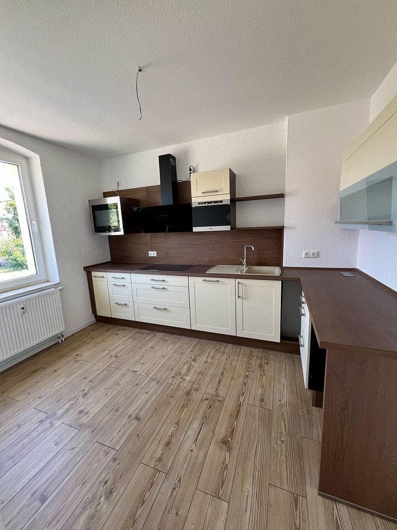 Pronájem bytu 2+1 53 m², Turmstrasse 18, Dessau, Sasko-Anhaltsko Pronájem bytu 2+1 53 m², Turmstrasse 18, Dessau, Sasko-Anhaltsko