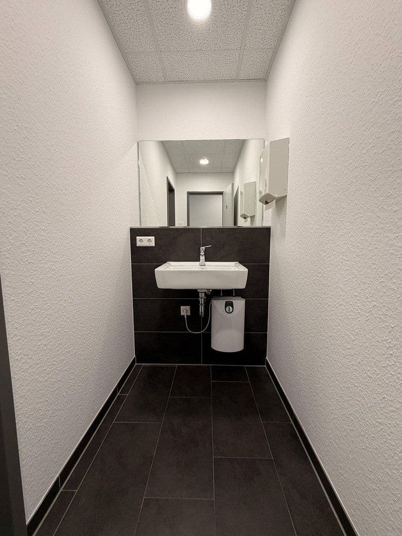 Pronájem kanceláře 27 m², Braaker Bogen, Braak, Šlesvicko-Holštýnsko Pronájem kanceláře 27 m², Braaker Bogen, Braak, Šlesvicko-Holštýnsko