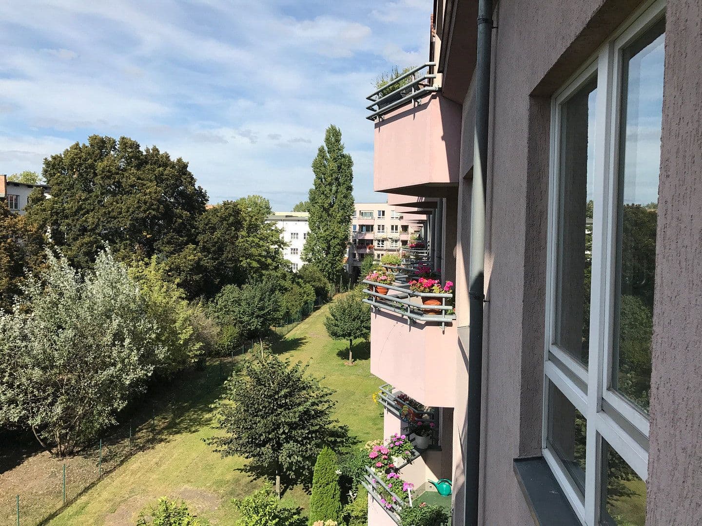 Prodej bytu 2+1 70 m², Einbecker Str. 64 d, Berlin-Lichtenberg, Berlín Prodej bytu 2+1 70 m², Einbecker Str. 64 d, Berlin-Lichtenberg, Berlín