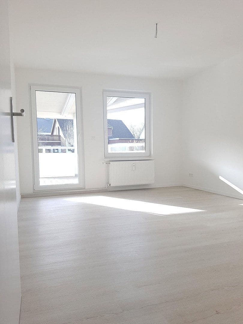 Pronájem bytu 3+1 67 m², Königsberger Straße 83, Wolfsburg, Dolní Sasko Pronájem bytu 3+1 67 m², Königsberger Straße 83, Wolfsburg, Dolní Sasko