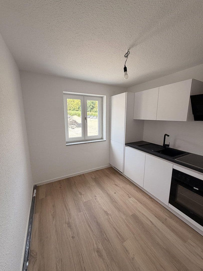 Pronájem bytu 3+1 72 m², Daimlerstr 12, Ebersbach an der Fils, Bádensko-Württembersko Pronájem bytu 3+1 72 m², Daimlerstr 12, Ebersbach an der Fils, Bádensko-Württembersko