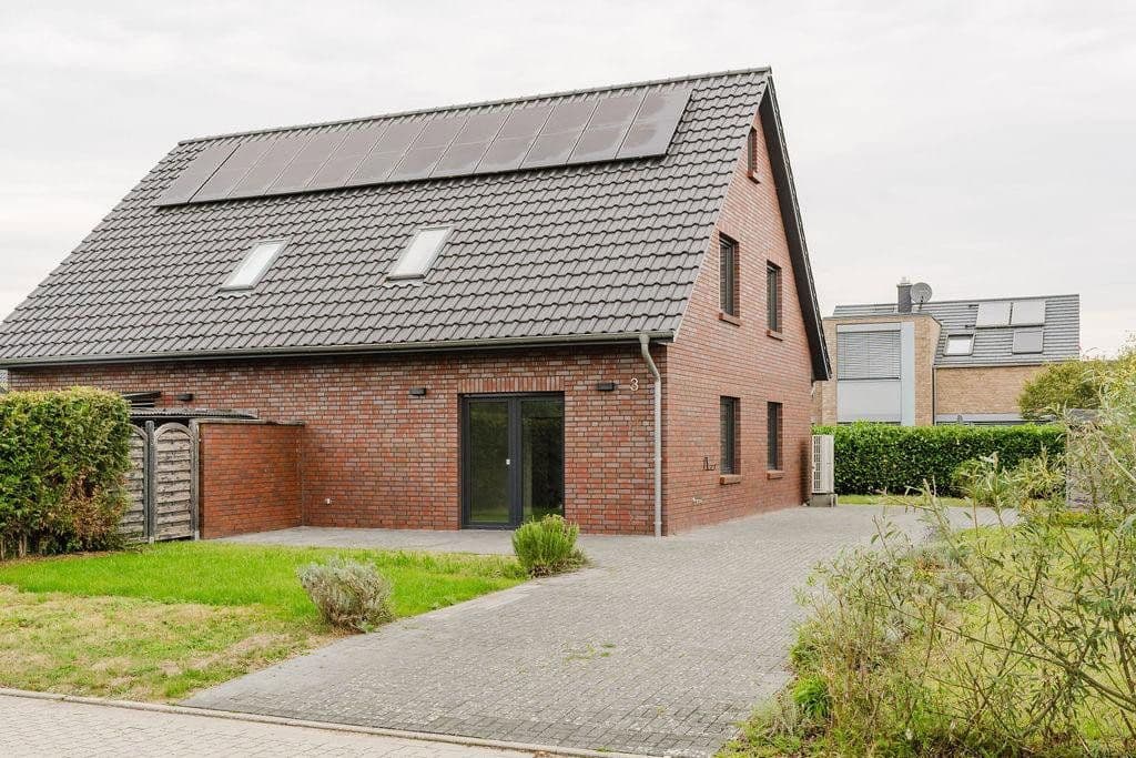 Prodej domu 118 m², pozemek 455 m², Winsen (Luhe), Dolní Sasko Prodej domu 118 m², pozemek 455 m², Winsen (Luhe), Dolní Sasko
