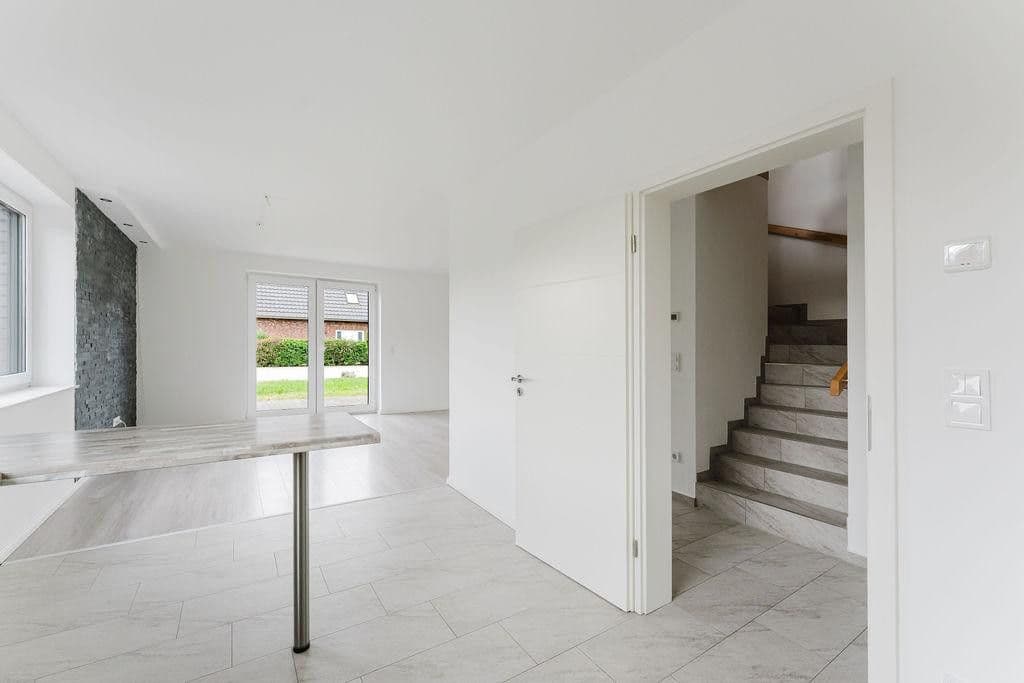 Prodej domu 118 m², pozemek 455 m², Winsen (Luhe), Dolní Sasko Prodej domu 118 m², pozemek 455 m², Winsen (Luhe), Dolní Sasko