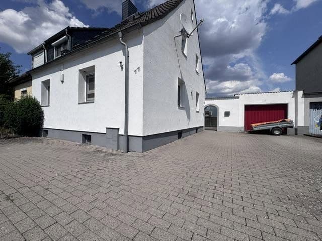 Prodej domu 113 m², pozemek 567 m², Florstadt, Hessen Prodej domu 113 m², pozemek 567 m², Florstadt, Hessen