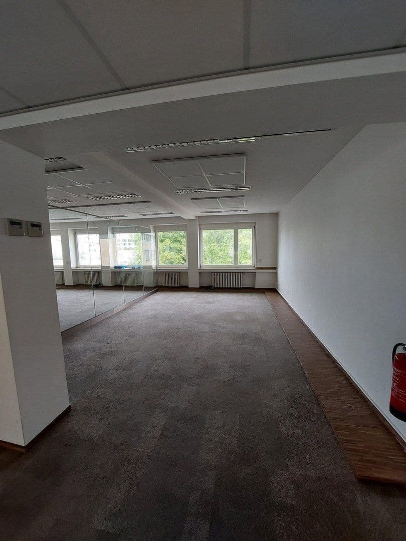 Pronájem kanceláře 286 m², Jakobistr. 3-5, Düsseldorf, Severní Porýní-Vestfálsko Pronájem kanceláře 286 m², Jakobistr. 3-5, Düsseldorf, Severní Porýní-Vestfálsko