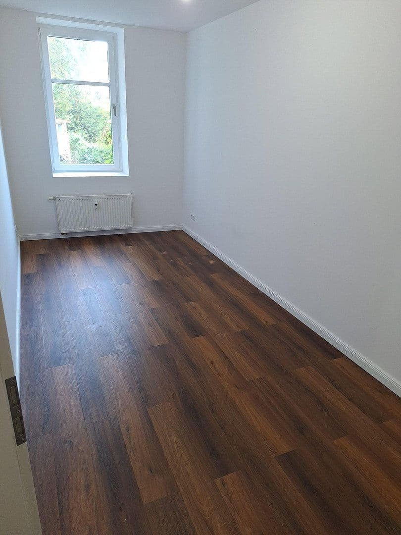 Prodej bytu 2+1 41 m², Lößnigerstraße 50, Leipzig, Sasko Prodej bytu 2+1 41 m², Lößnigerstraße 50, Leipzig, Sasko