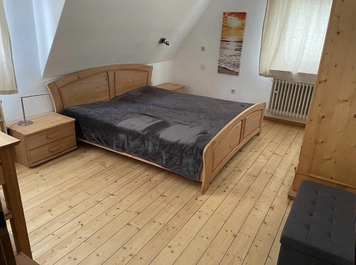 Prodej domu 204 m², pozemek 742 m², Rotenburg an der Fulda, Hessen Prodej domu 204 m², pozemek 742 m², Rotenburg an der Fulda, Hessen