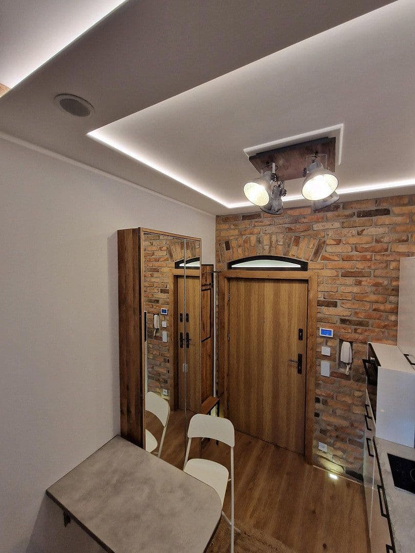 Pronájem kanceláře 14 m², Lausitzer Str. 35, Berlin, Berlín Pronájem kanceláře 14 m², Lausitzer Str. 35, Berlin, Berlín