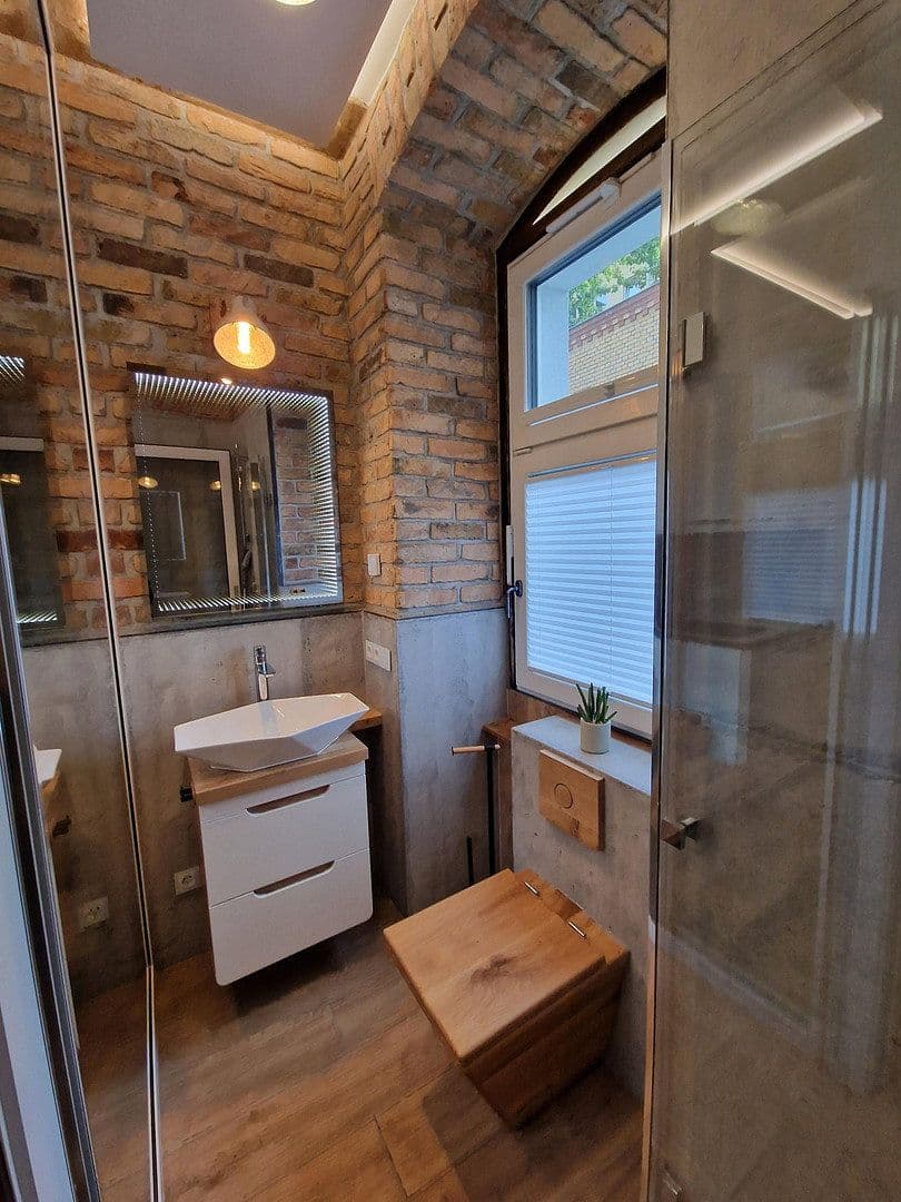Pronájem kanceláře 14 m², Lausitzer Str. 35, Berlin, Berlín Pronájem kanceláře 14 m², Lausitzer Str. 35, Berlin, Berlín