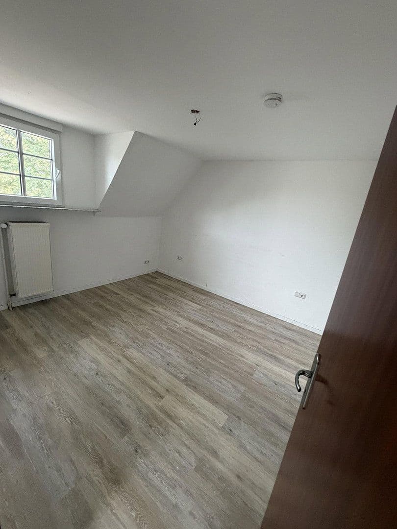 Pronájem domu 135 m², pozemek 360 m², Zülpich, Severní Porýní-Vestfálsko Pronájem domu 135 m², pozemek 360 m², Zülpich, Severní Porýní-Vestfálsko