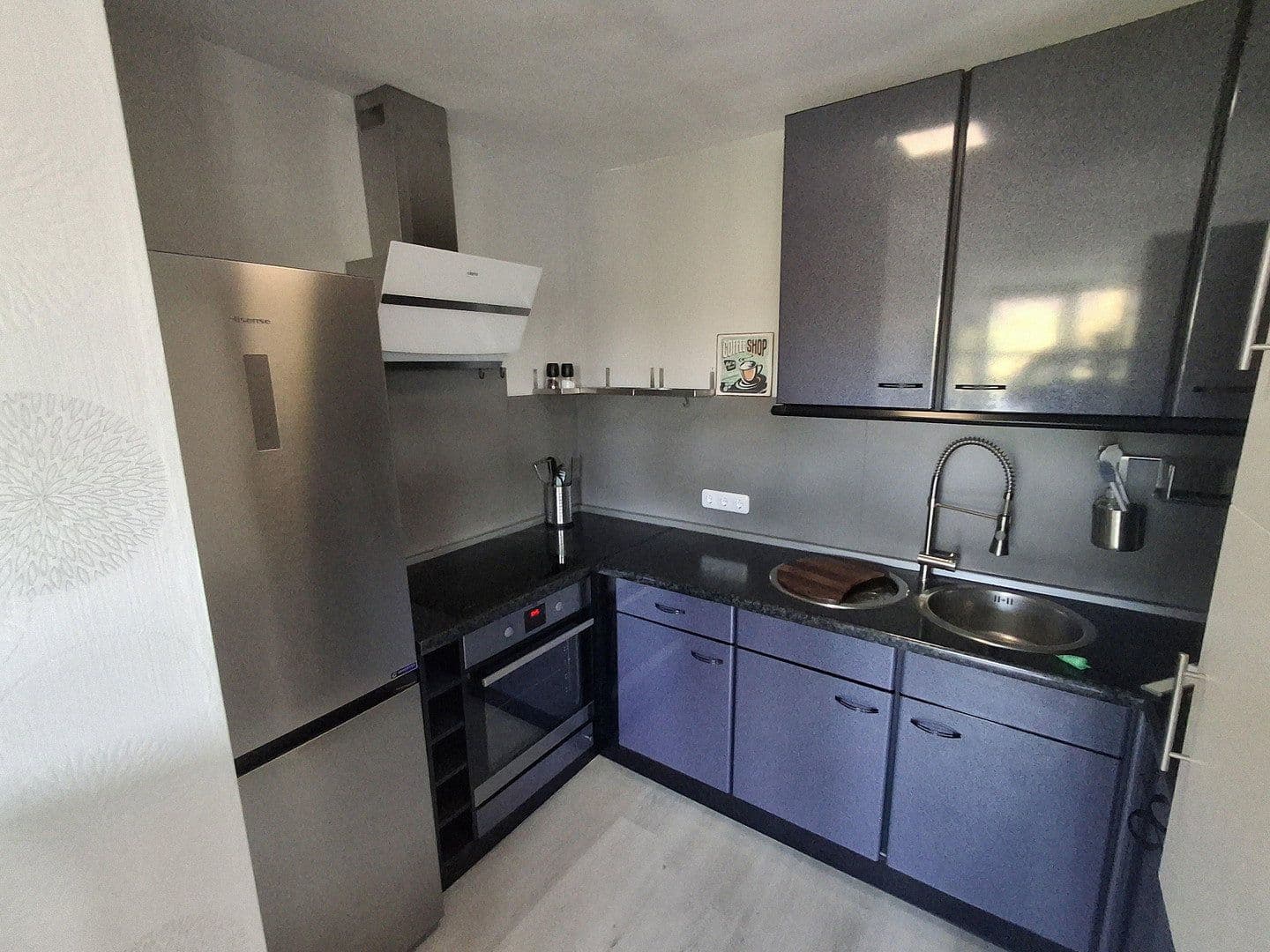 Pronájem bytu 3+1 73 m², Bonn, Severní Porýní-Vestfálsko Pronájem bytu 3+1 73 m², Bonn, Severní Porýní-Vestfálsko
