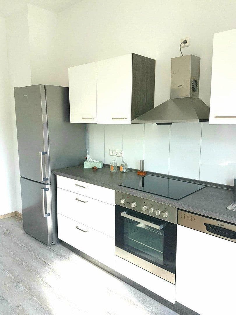 Pronájem bytu 2+1 50 m², Stauffenbergstraße 30, Aalen, Bádensko-Württembersko Pronájem bytu 2+1 50 m², Stauffenbergstraße 30, Aalen, Bádensko-Württembersko