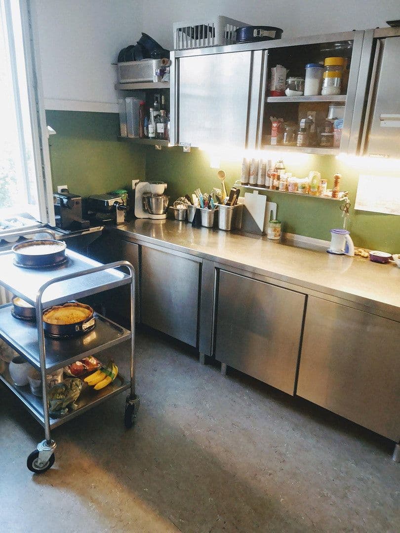 Prodej nebytového prostoru 8.300 m², Schloßstr. 14, Starkenburg, Porýní-Falc Prodej nebytového prostoru 8.300 m², Schloßstr. 14, Starkenburg, Porýní-Falc