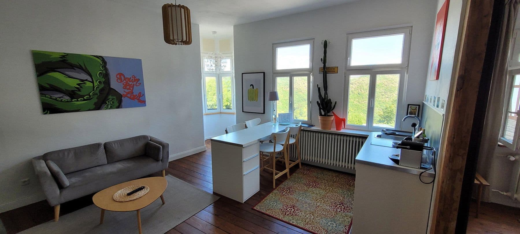 Prodej nebytového prostoru 8.300 m², Schloßstr. 14, Starkenburg, Porýní-Falc Prodej nebytového prostoru 8.300 m², Schloßstr. 14, Starkenburg, Porýní-Falc