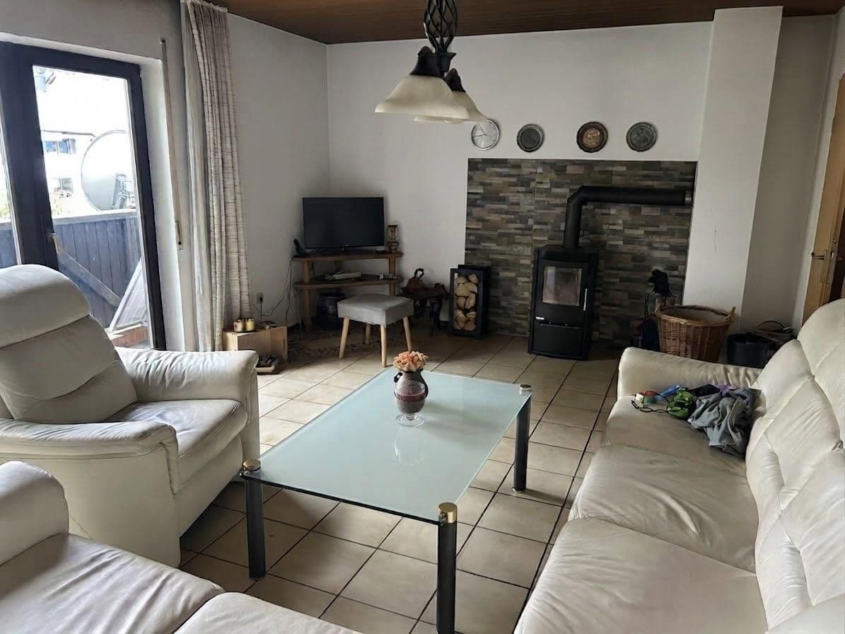 Prodej domu 132 m², pozemek 634 m², Neroth, Porýní-Falc Prodej domu 132 m², pozemek 634 m², Neroth, Porýní-Falc