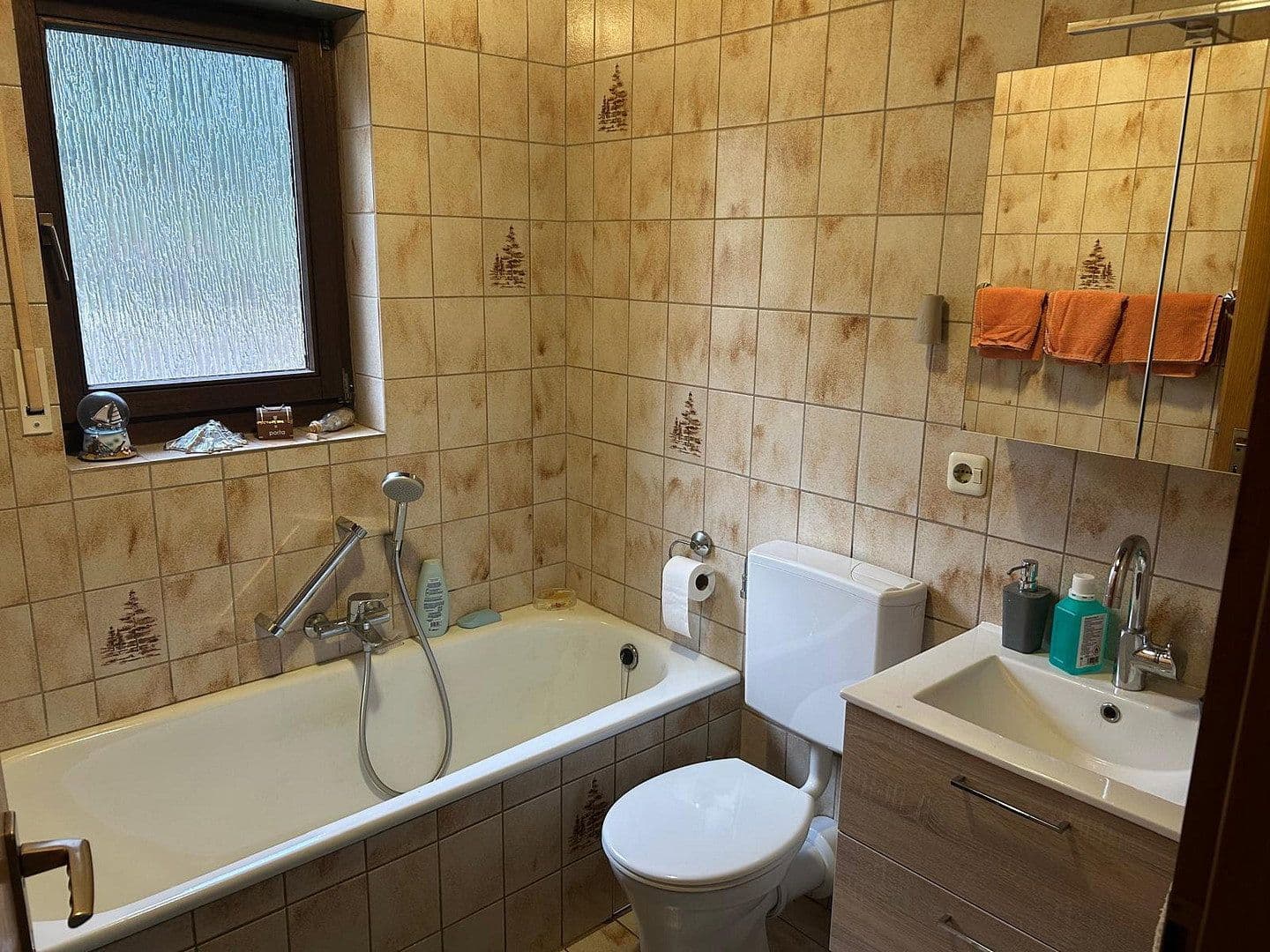 Prodej domu 132 m², pozemek 634 m², Neroth, Porýní-Falc Prodej domu 132 m², pozemek 634 m², Neroth, Porýní-Falc