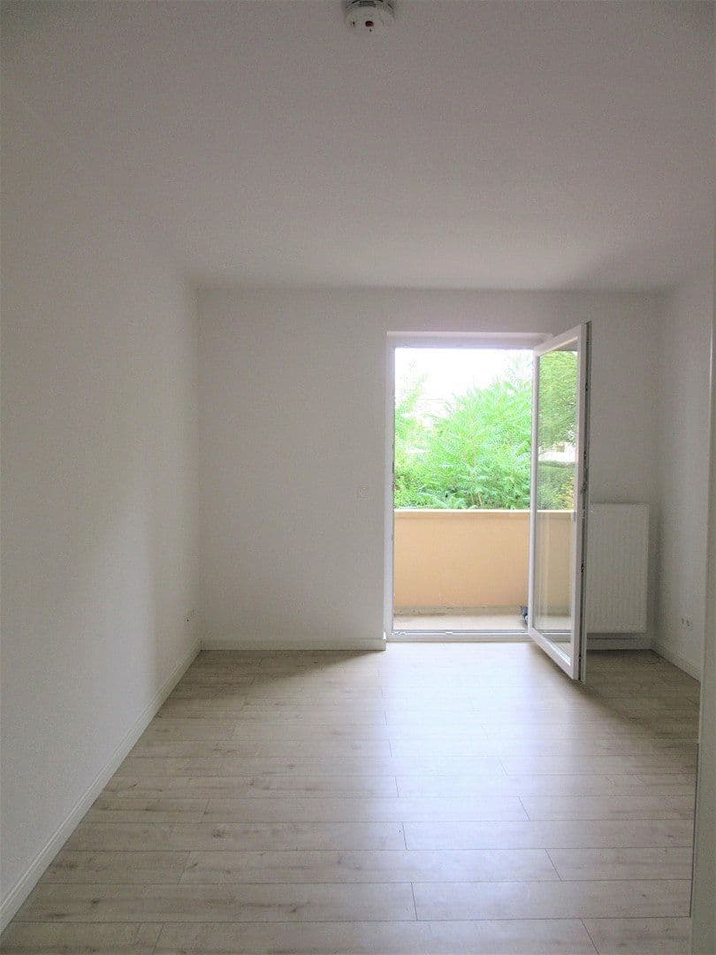 Pronájem bytu 2+1 50 m², Eisnerstraße 12, Magdeburg, Sasko-Anhaltsko Pronájem bytu 2+1 50 m², Eisnerstraße 12, Magdeburg, Sasko-Anhaltsko