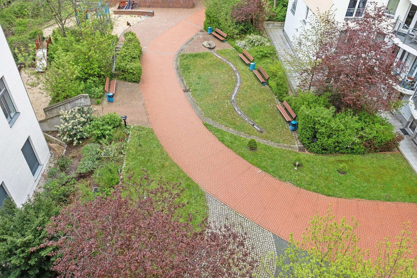 Pronájem bytu 2+1 42 m², Kleine Alexanderstraße 5, Berlin, Berlín Pronájem bytu 2+1 42 m², Kleine Alexanderstraße 5, Berlin, Berlín