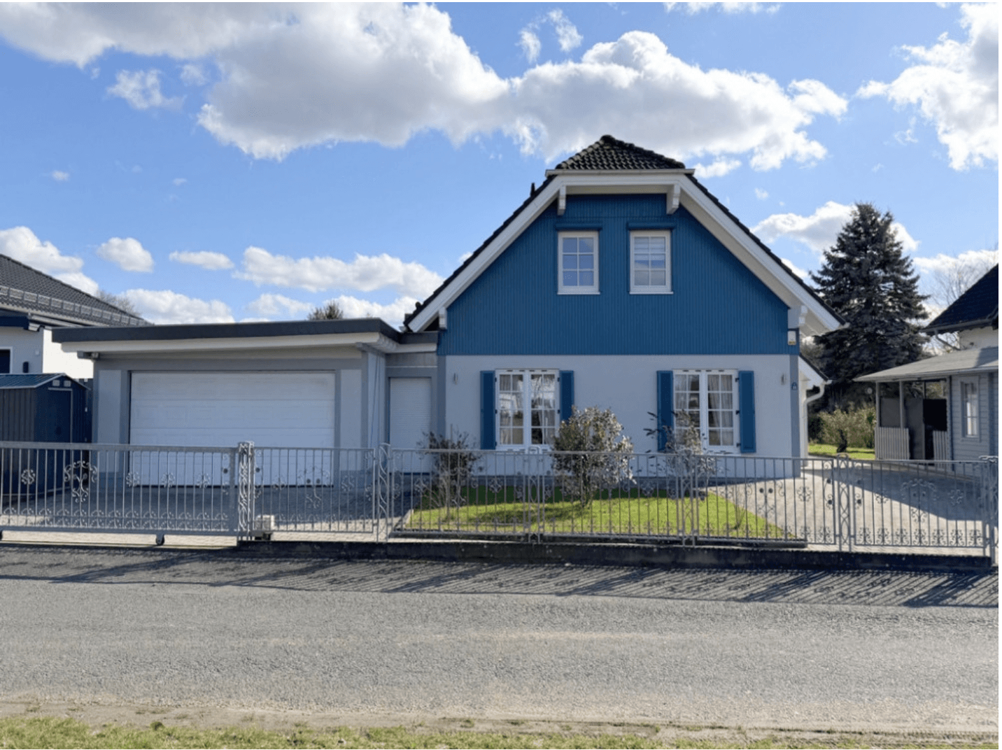 Prodej domu 161 m², pozemek 1.208 m², Merenberg, Hessen Prodej domu 161 m², pozemek 1.208 m², Merenberg, Hessen