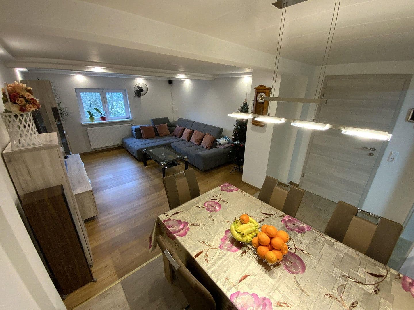 Prodej domu 152 m², pozemek 210 m², Idar-Oberstein, Porýní-Falc Prodej domu 152 m², pozemek 210 m², Idar-Oberstein, Porýní-Falc