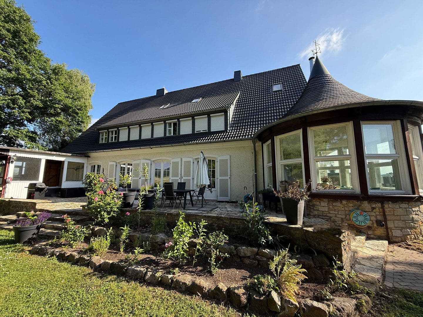 Prodej domu 352 m², pozemek 5.245 m², Bad Essen, Dolní Sasko Prodej domu 352 m², pozemek 5.245 m², Bad Essen, Dolní Sasko
